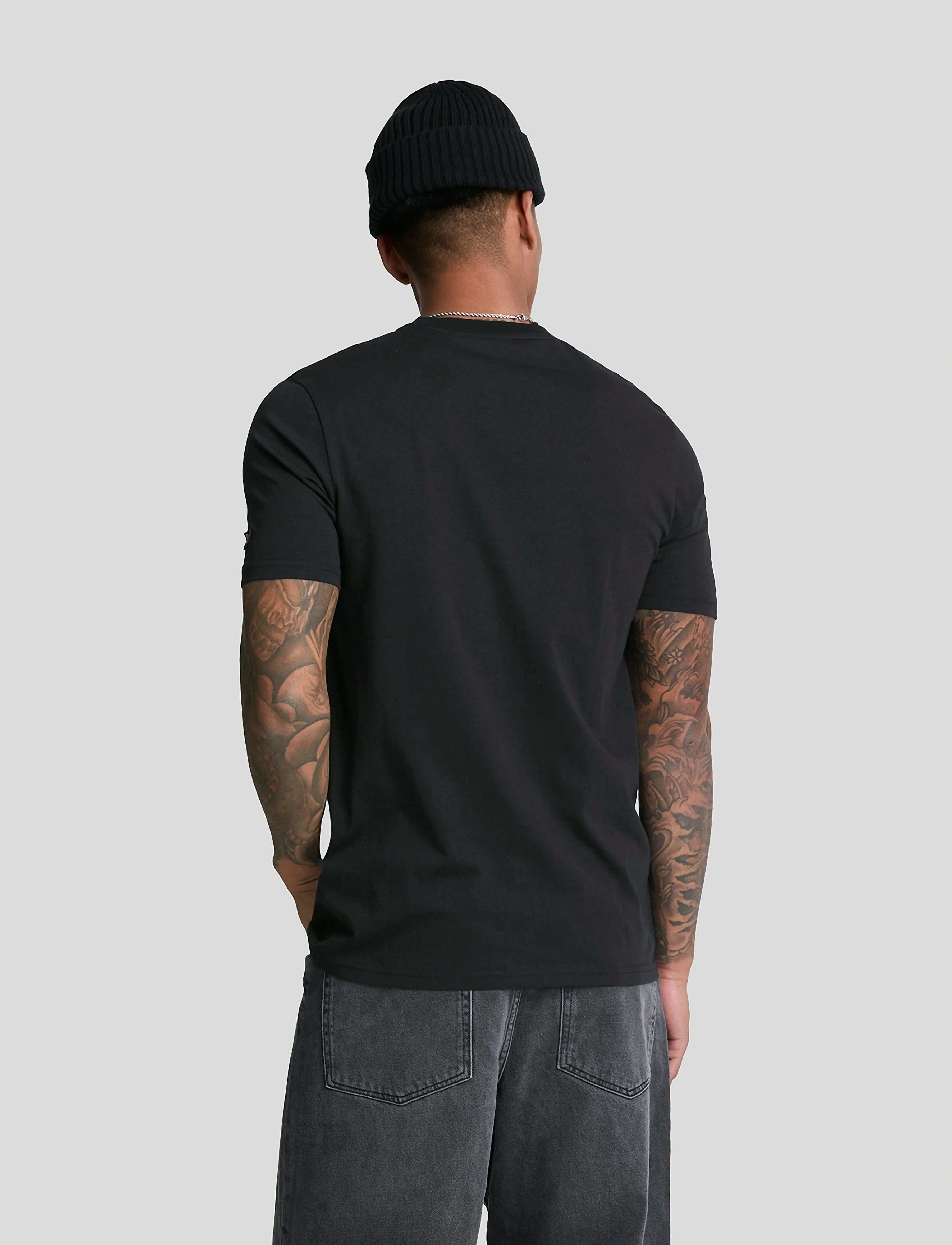 Lyle & Scott - Embroidered T-Shirt - short-sleeved t-shirts - w403 dark navy/ white - 3