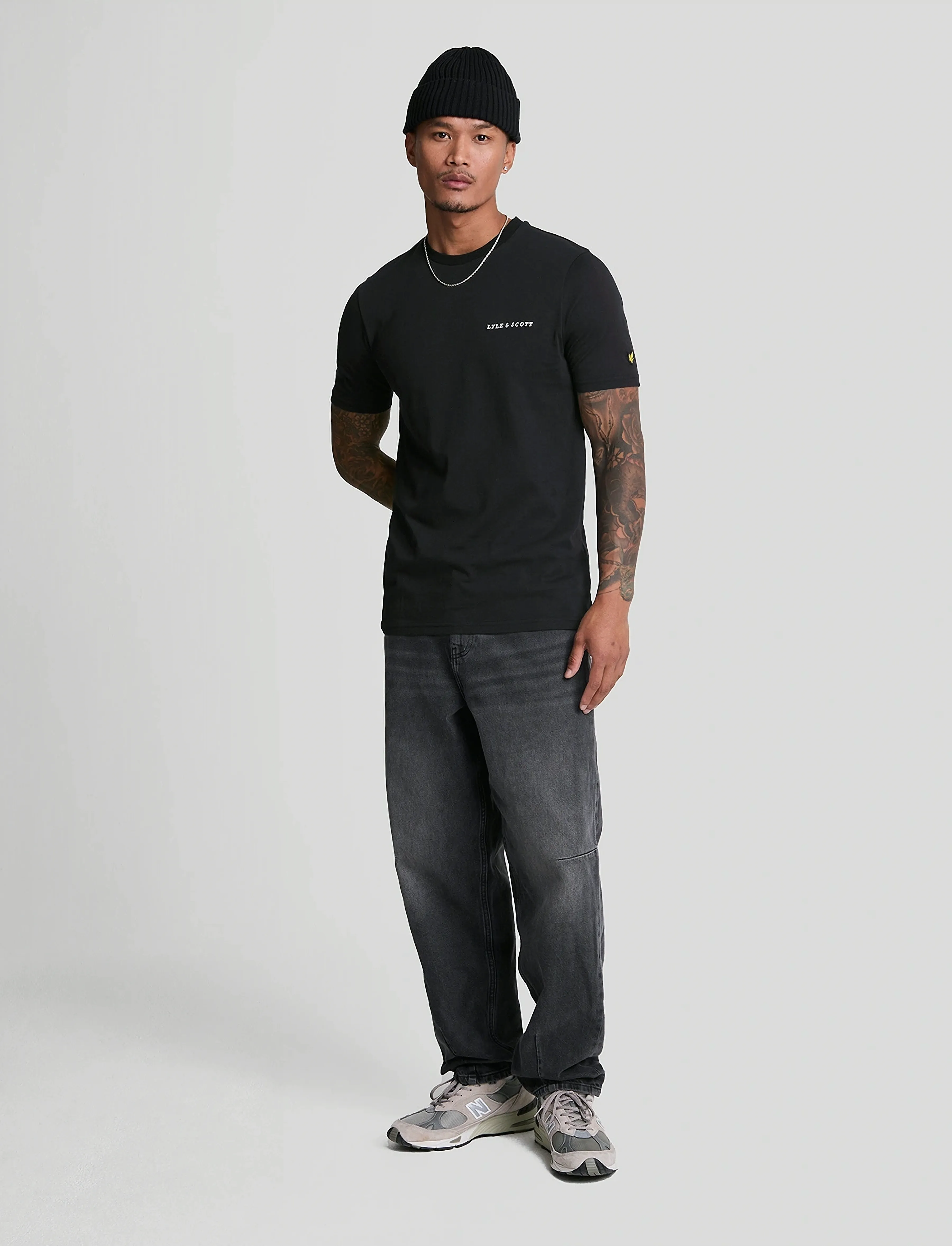 Lyle & Scott - Embroidered T-Shirt - short-sleeved t-shirts - w403 dark navy/ white - 4