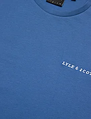 Lyle & Scott - Embroidered T-Shirt - kortermede t-skjorter - w584 spring blue - 2