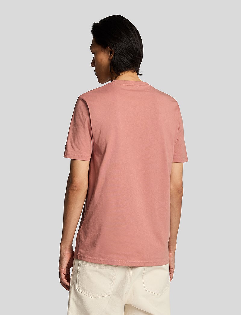 Lyle & Scott - Embroidered T-Shirt - kortærmede t-shirts - x775 ash red/ jet black - 3