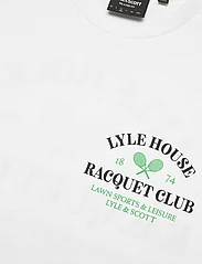 Lyle & Scott - Racquet Club Graphic T-Shirt - laagste prijzen - 626 white - 2
