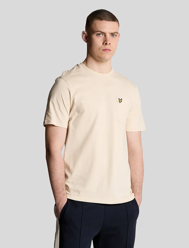Lyle & Scott - Pocket T-Shirt - kortärmade t-shirts - x798 parchment - 0