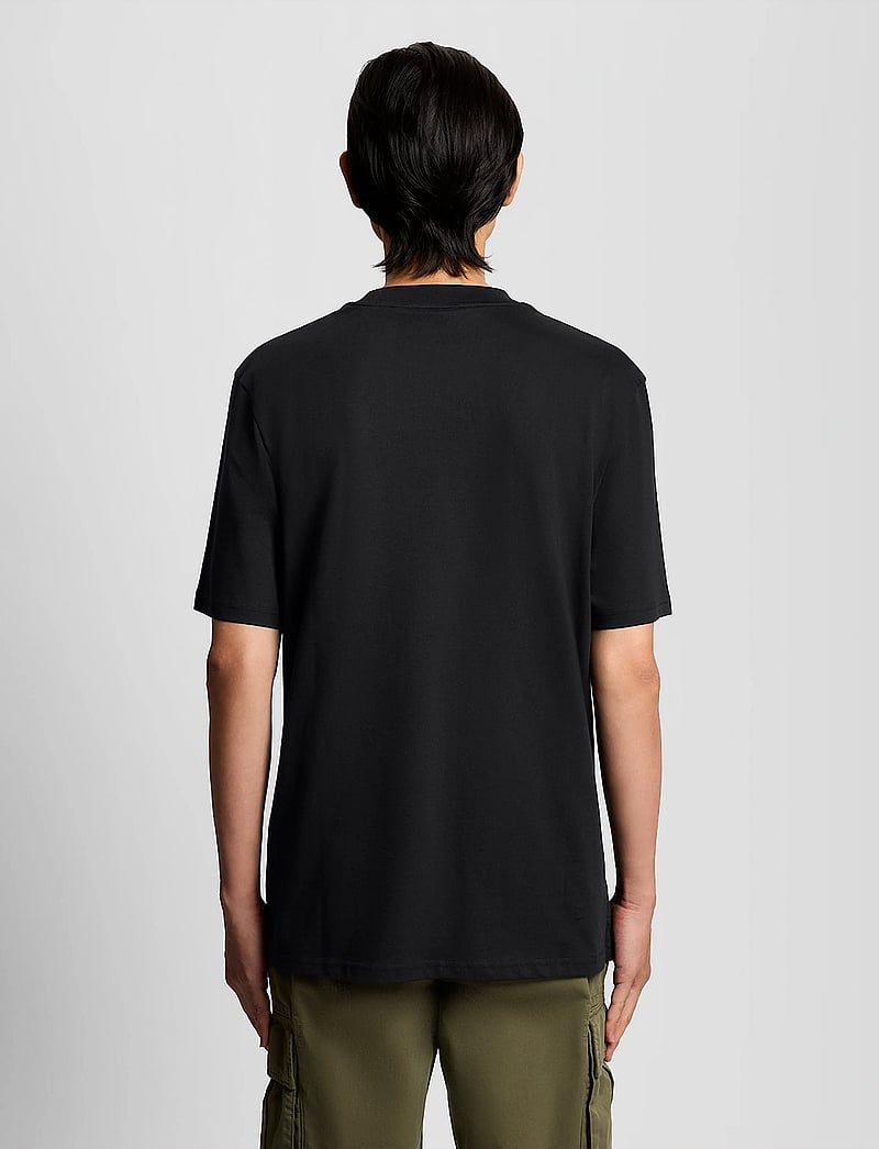 Lyle & Scott - Oversized T-Shirt - kurzärmelig - z865 jet black - 3