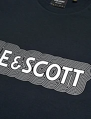 Lyle & Scott - Vibrations Print T-Shirt - laveste priser - z271 dark navy - 2