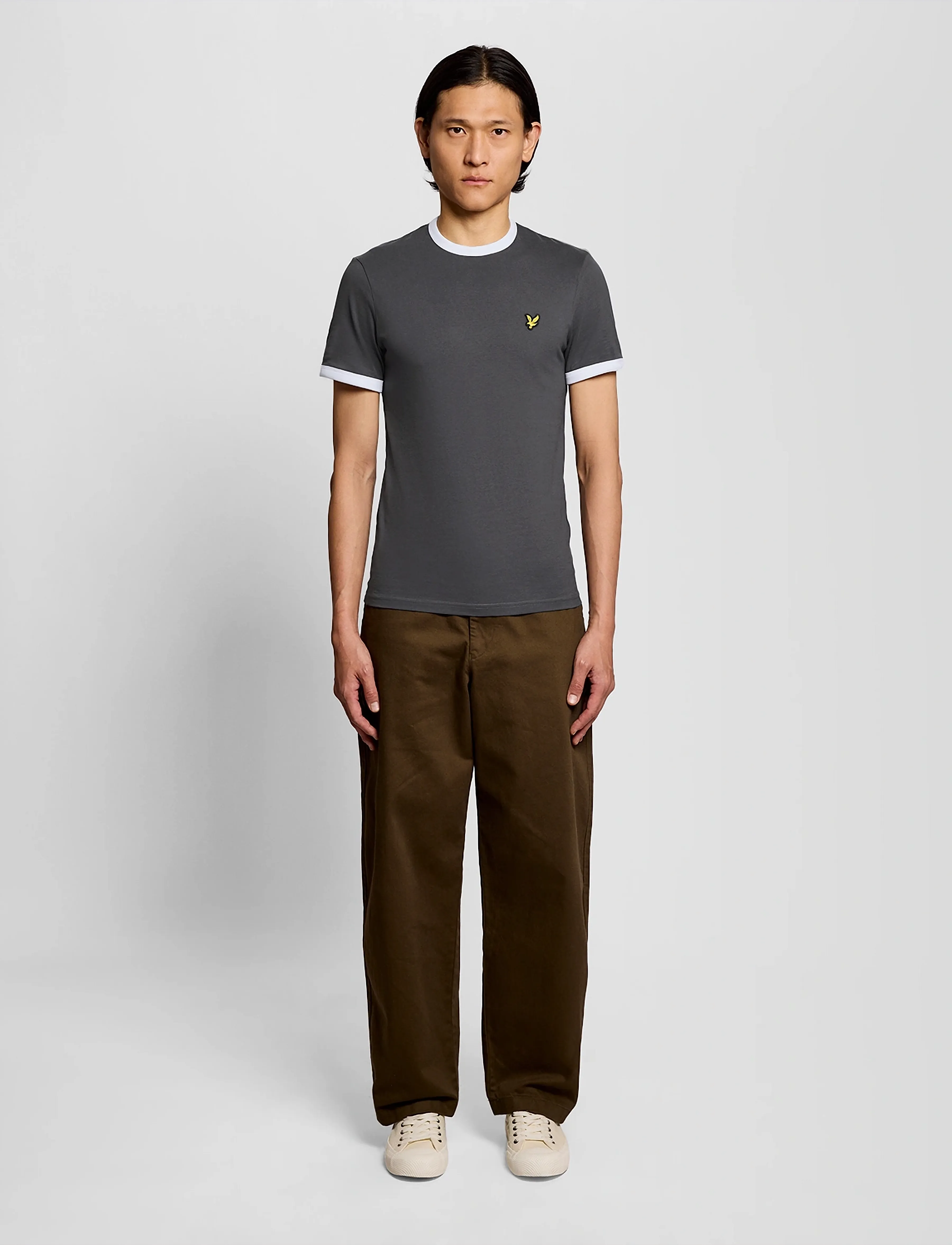 Lyle & Scott - Ringer T-shirt - short-sleeved t-shirts - x361 gunmetal/ white - 4