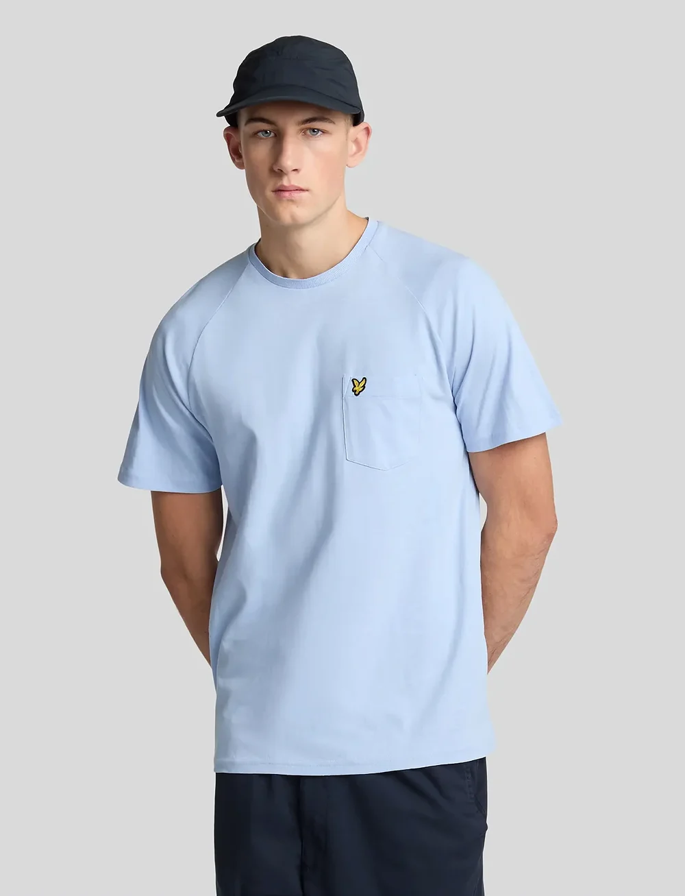Lyle & Scott - Linen Blend Raglan T-Shirt - kurzärmelig - w487 light blue - 0