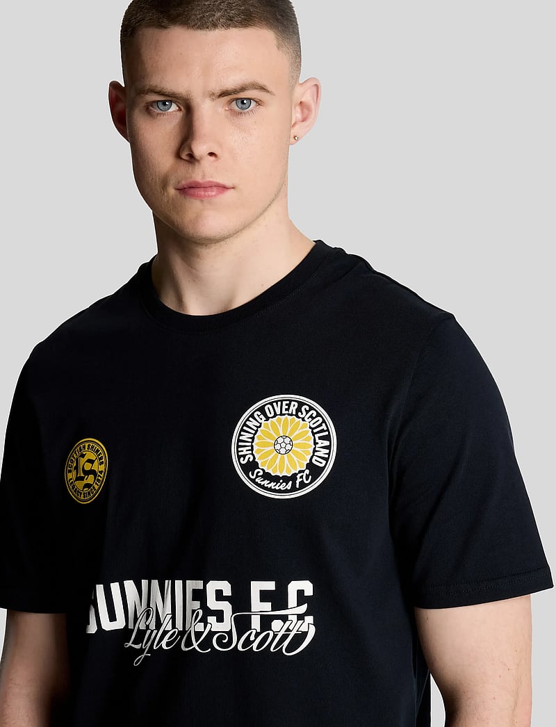 Lyle & Scott - Sunnies FC Graphic T-shirt - kortärmade t-shirts - z271 dark navy - 5