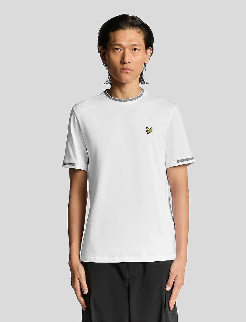 Lyle & Scott - Birdseye Half Tipped T-Shirt - kortärmade t-shirts - w104 white/ jet black - 0