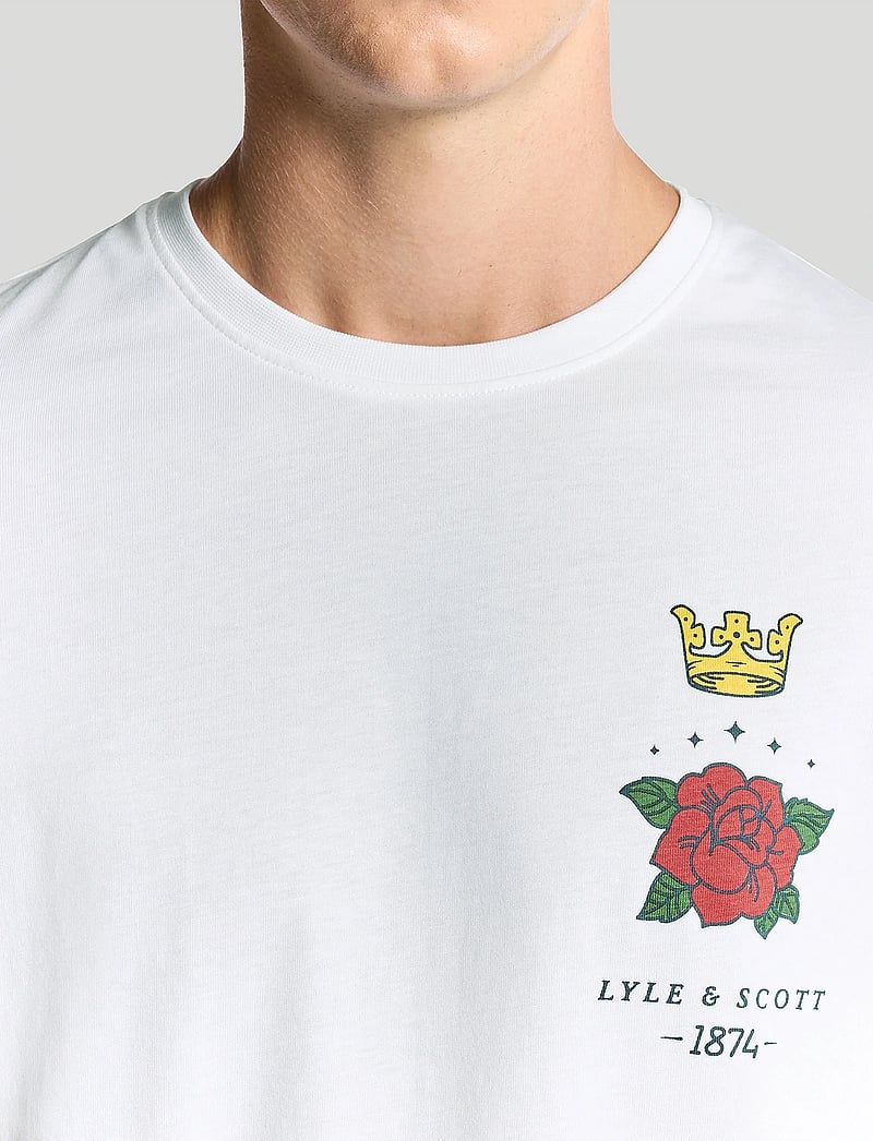 Lyle & Scott - Rose and Crown Graphic T-shirt - kortärmade t-shirts - 626 white - 5