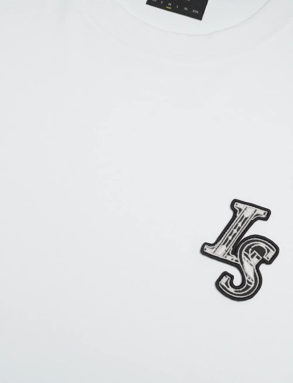 Lyle & Scott - Deco Patch T-shirt - short-sleeved t-shirts - 626 white - 2