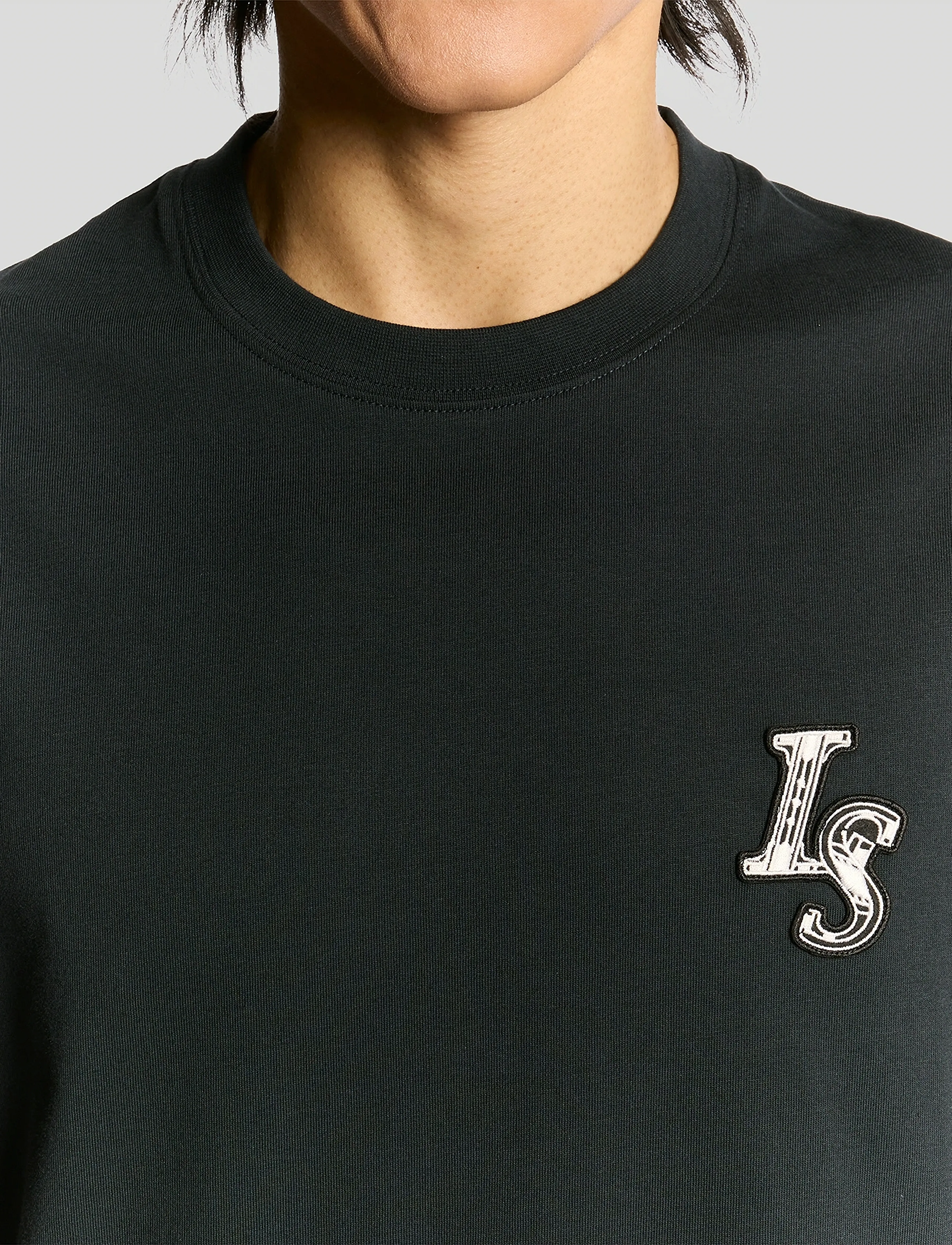 Lyle & Scott - Deco Patch T-shirt - laveste priser - z271 dark navy - 5