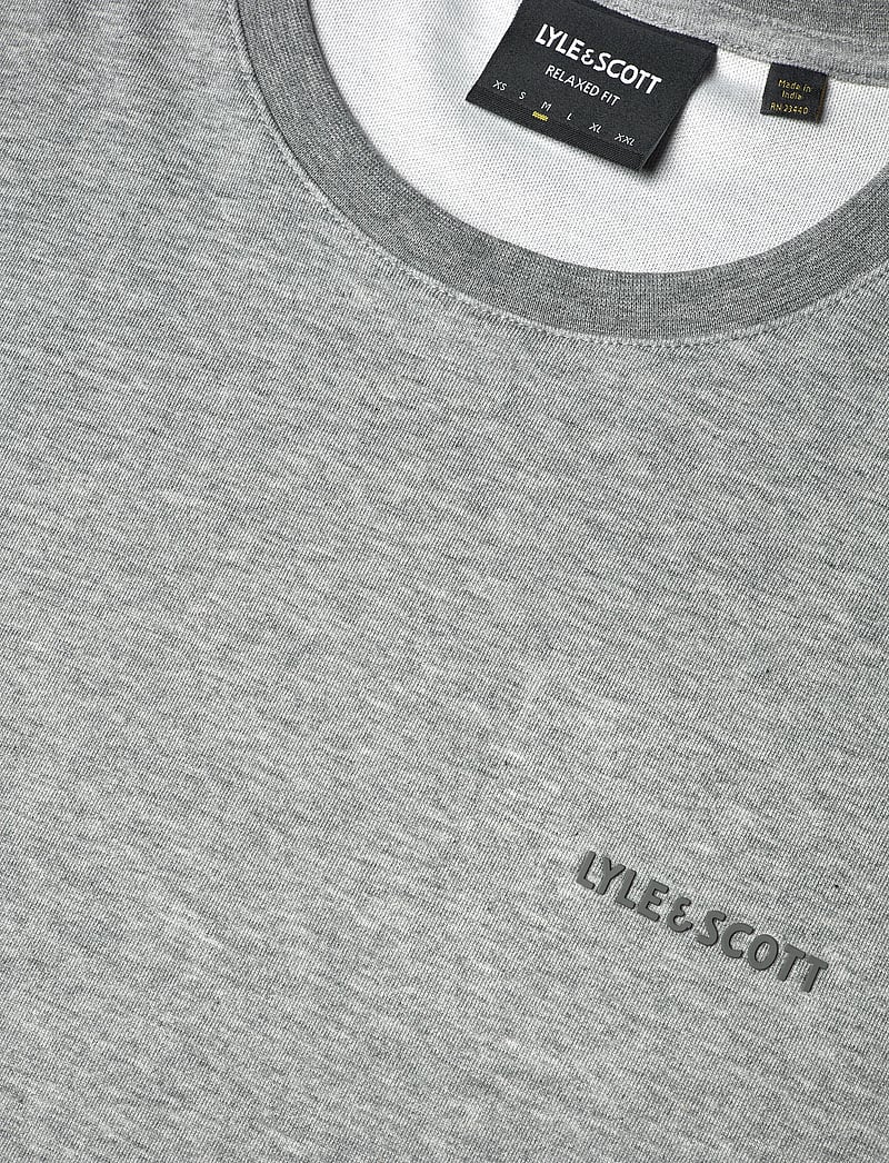 Lyle & Scott - Chest Logo Interlock T-Shirt - kortärmade t-shirts - t28 mid grey marl - 2