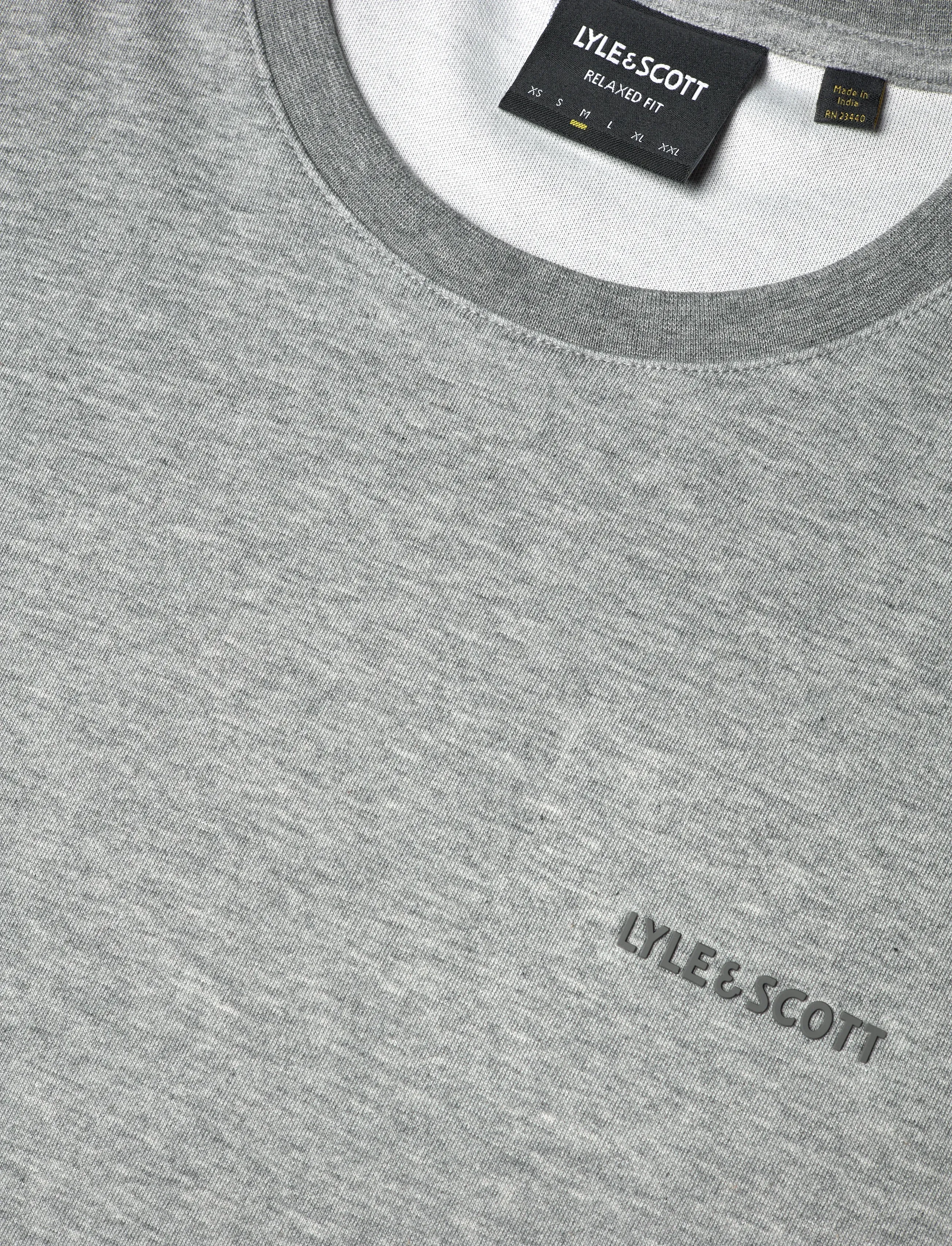 Lyle & Scott - Chest Logo Interlock T-Shirt - lühikeste varrukatega t-särgid - t28 mid grey marl - 2