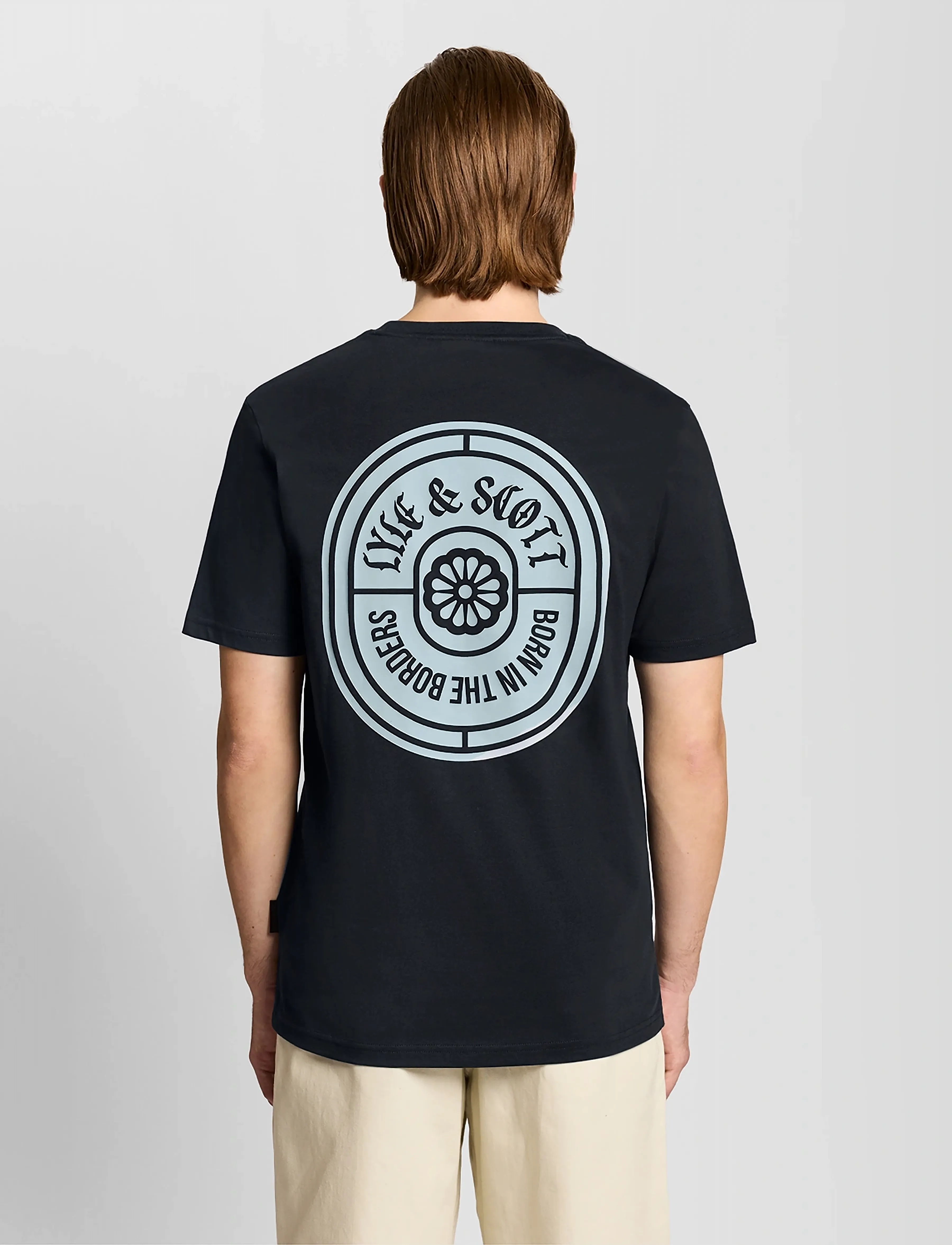 Lyle & Scott - Borders Label Graphic T-shirt - kortærmede t-shirts - dark navy - 3