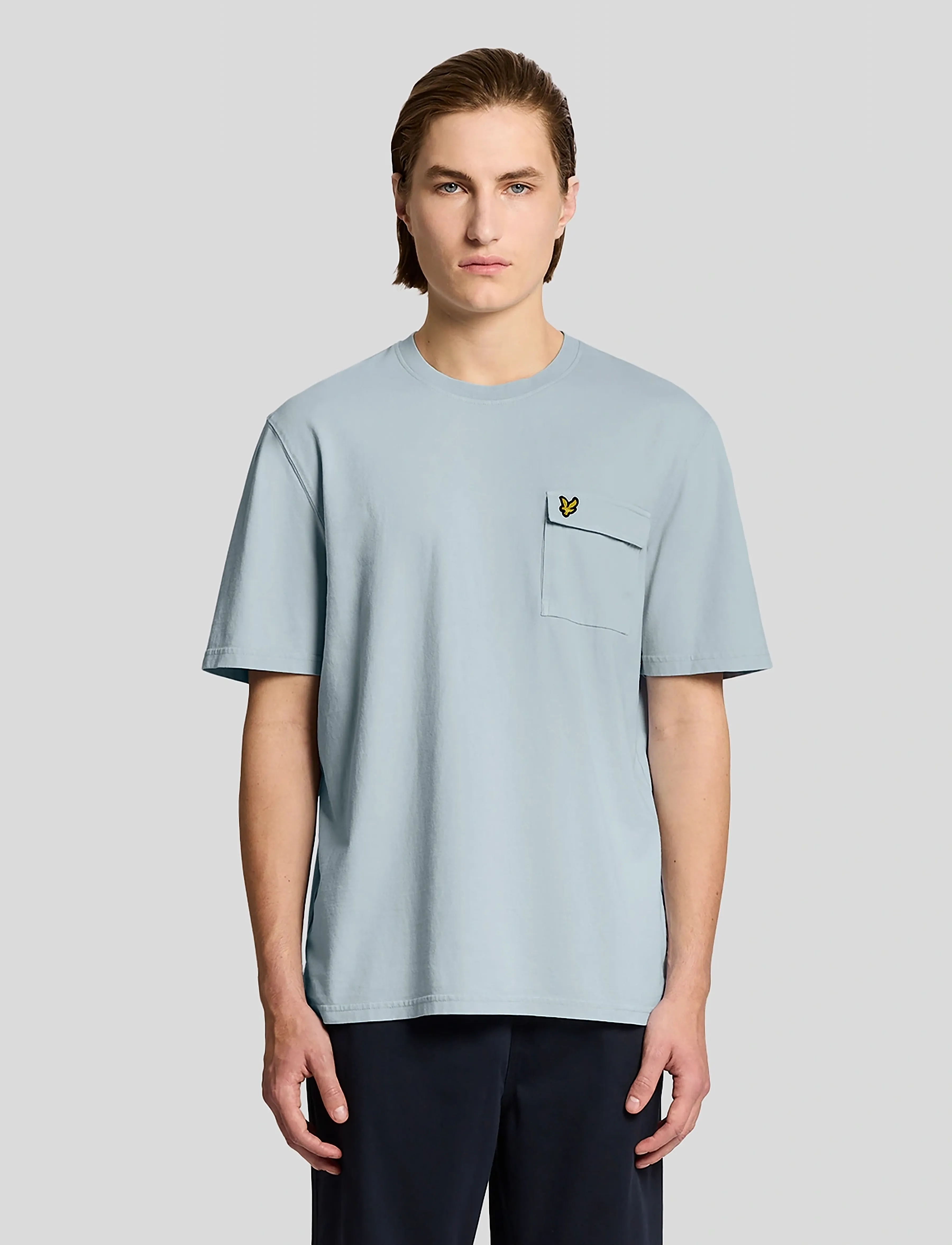 Lyle & Scott Cargo Pocket T-shirt - T-särgid - OPAL BLUE / yellow