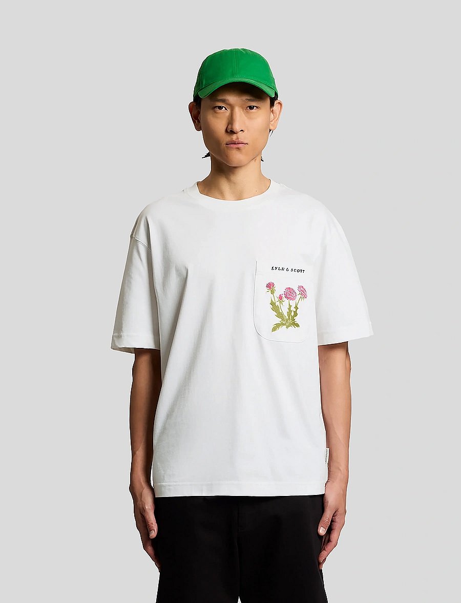 Lyle & Scott - Floral Embroidered T-shirt - lühikeste varrukatega t-särgid - white - 0