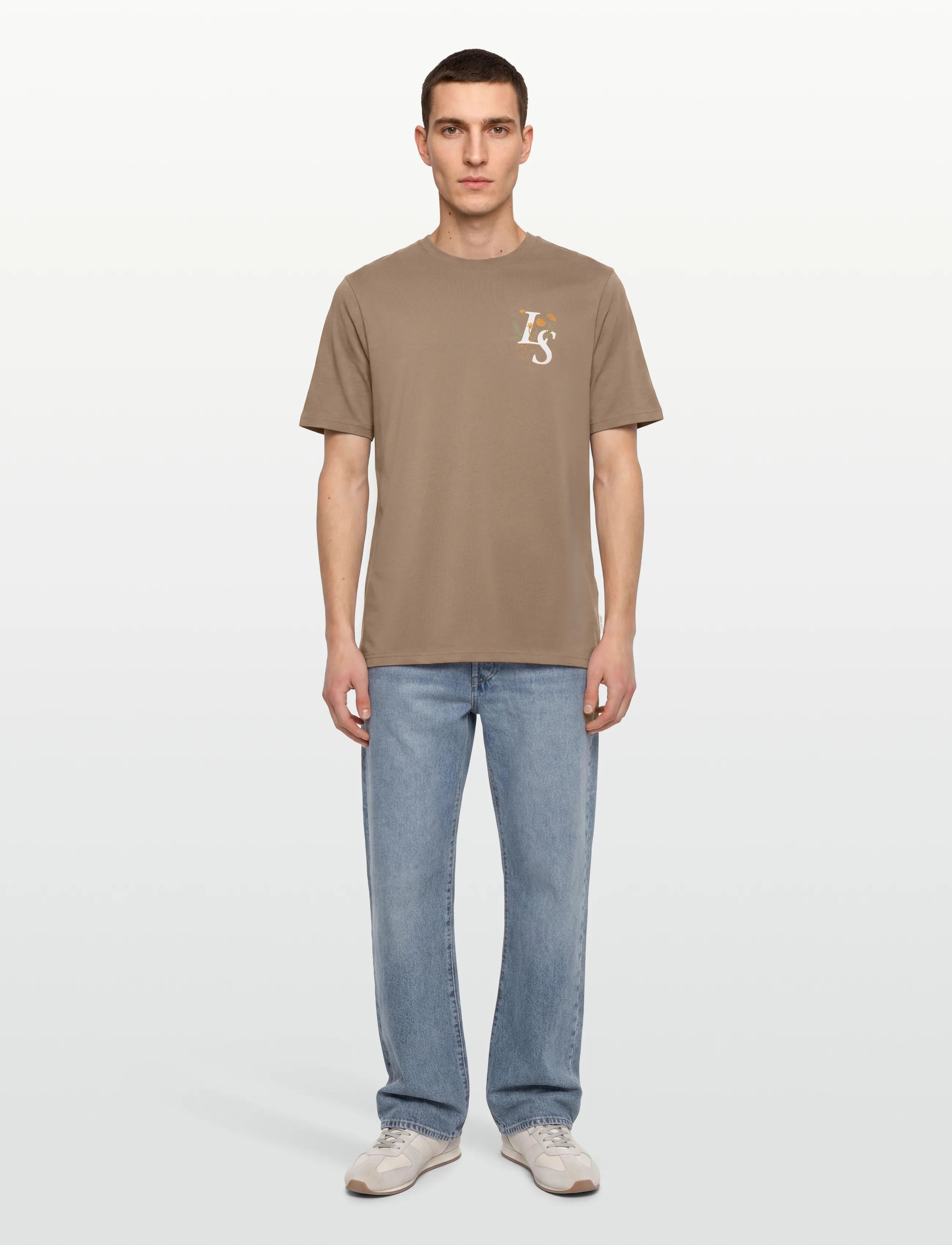 Lyle & Scott Dandelion Script Graphic T-Shirt, XS, Beige, T-Shirts > Kortærmede, Herre