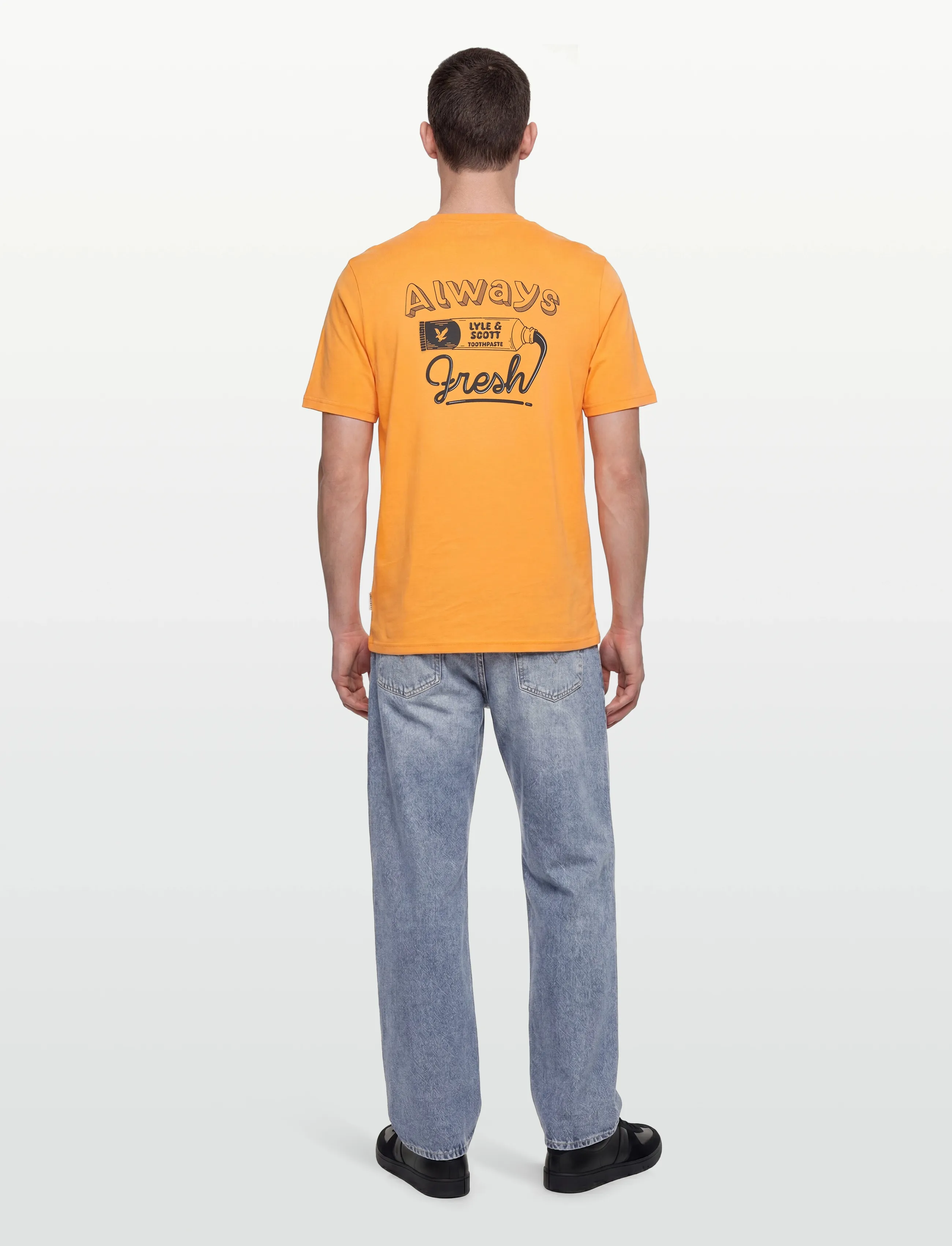 Lyle & Scott - Toothpaste Graphic T-shirt - krótki rękaw - orange blaze/ jet black - 4