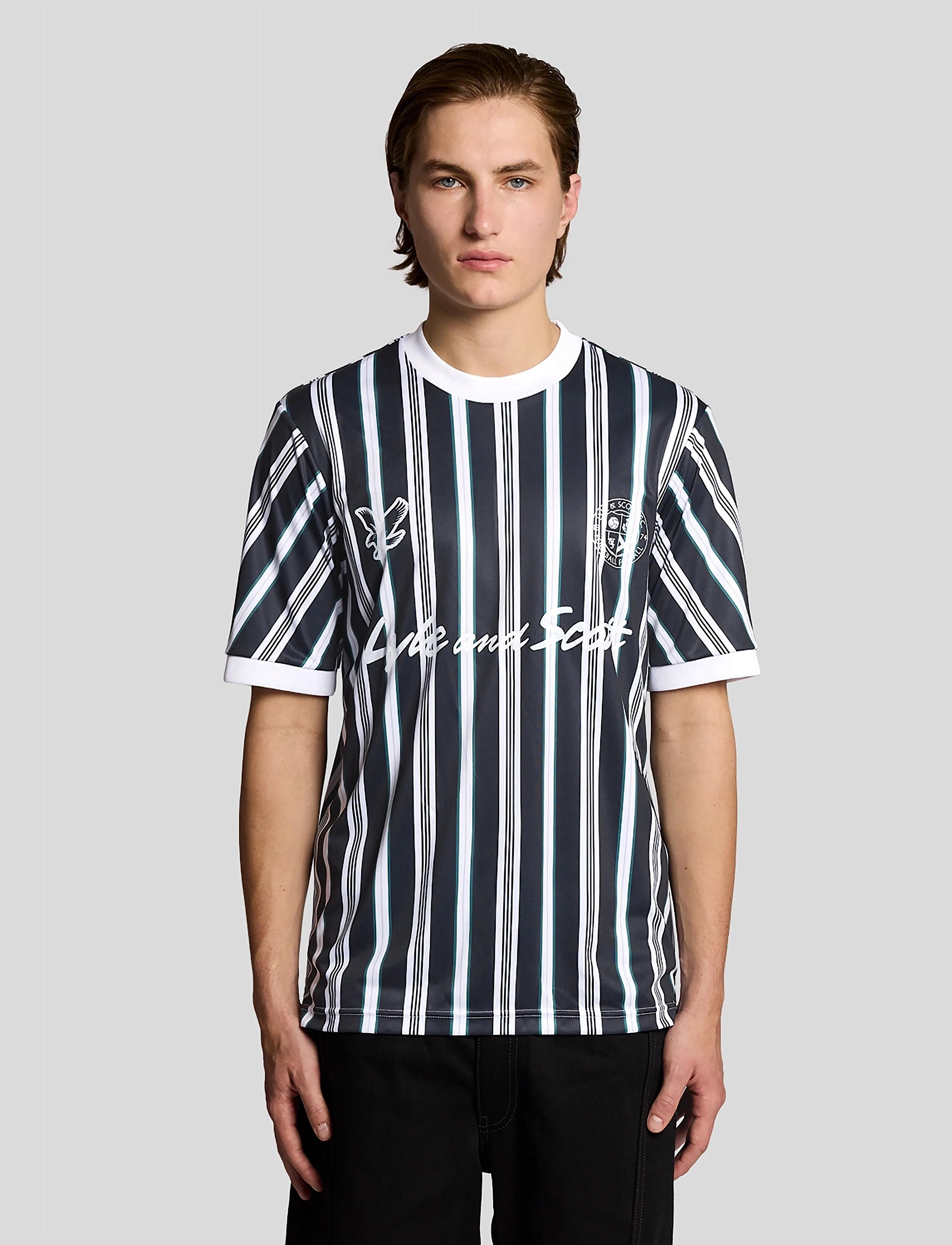 Lyle & Scott Prep Stripe Football Shirt, XS, Navy, Sport Overdele > Sport Football Shirts, Herre
