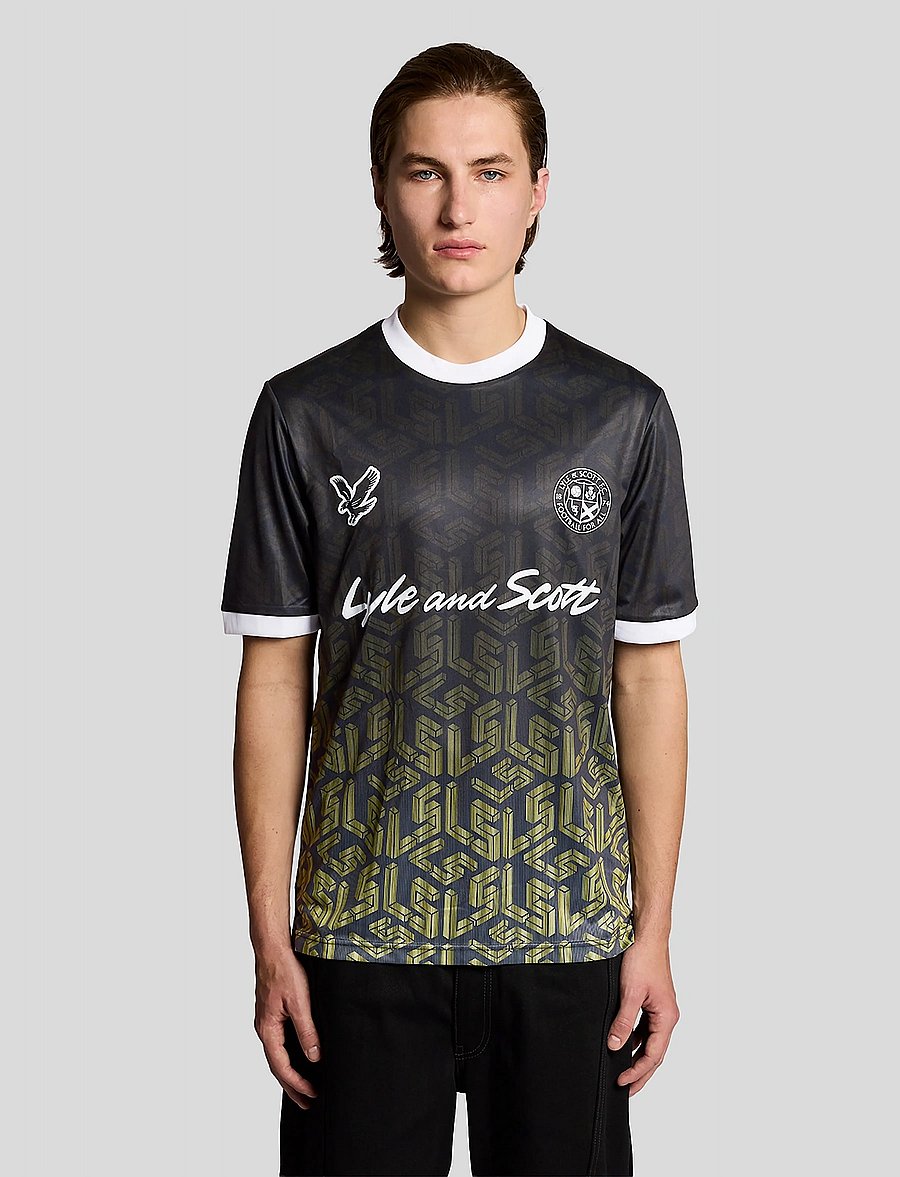 Lyle & Scott - Ombre Emblem Football Shirt - fußballoberteile - jet black - 0