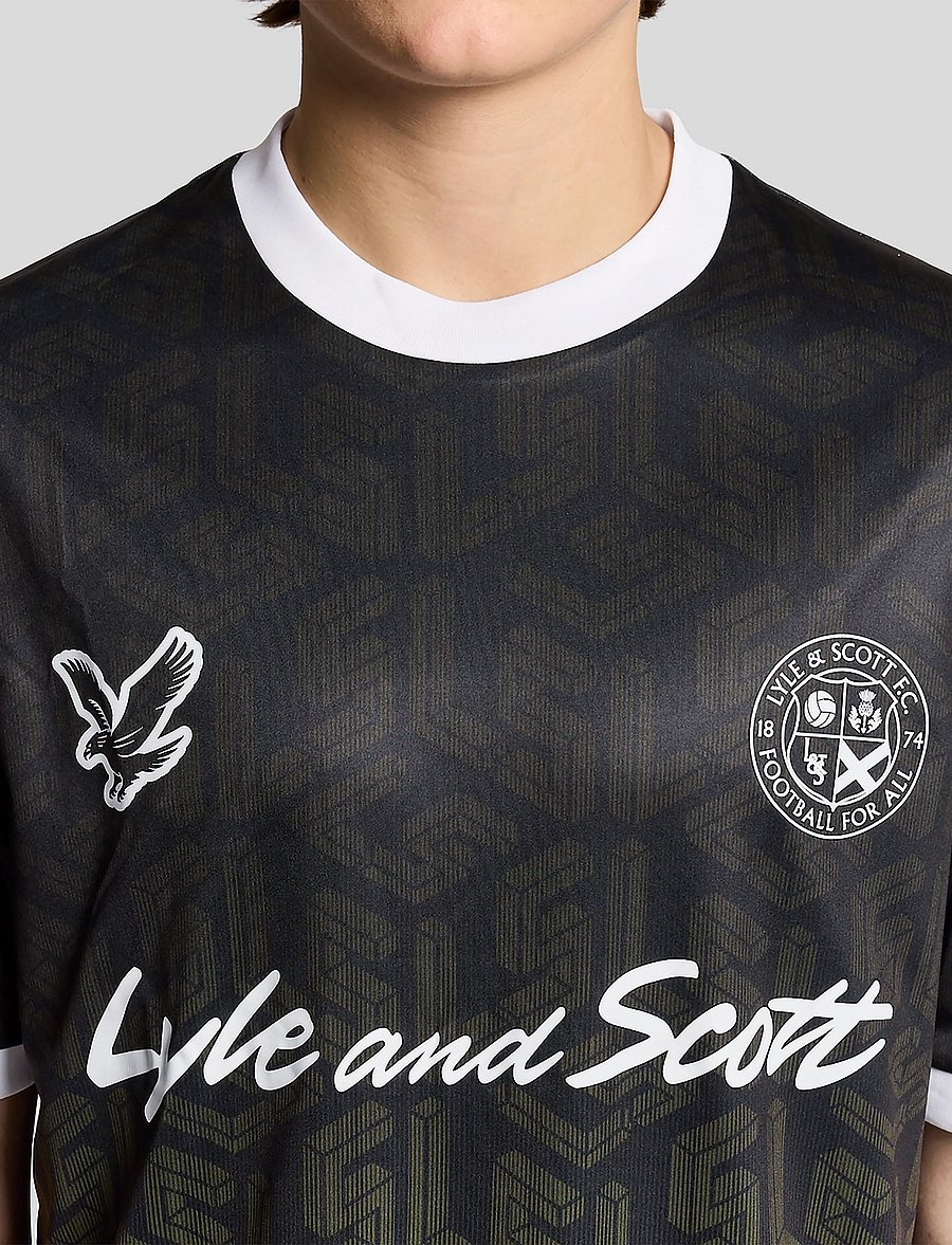 Lyle & Scott - Ombre Emblem Football Shirt - fußballoberteile - jet black - 5