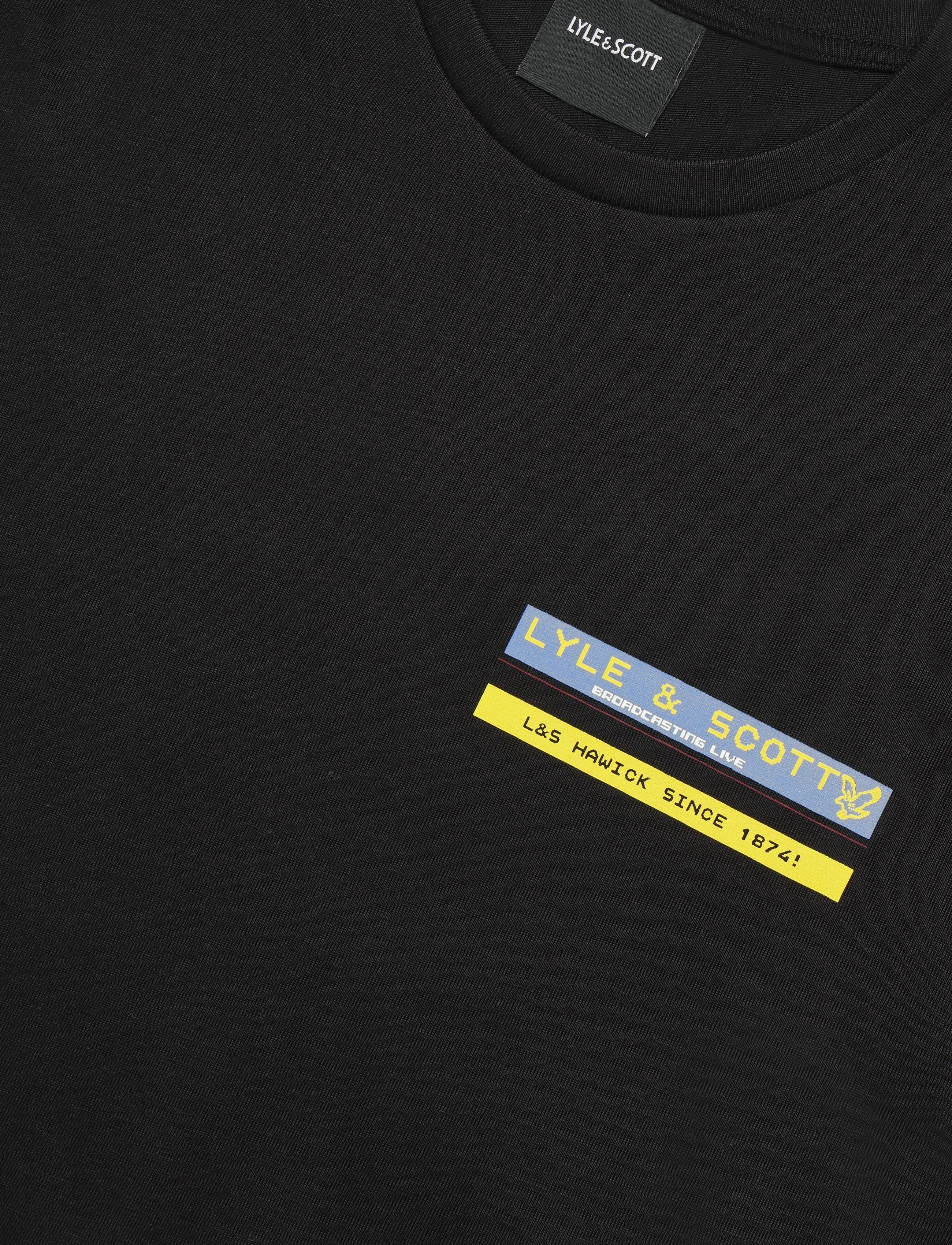 Lyle & Scott - TV Pixel Graphic T-Shirt - short-sleeved t-shirts - jet black - 5