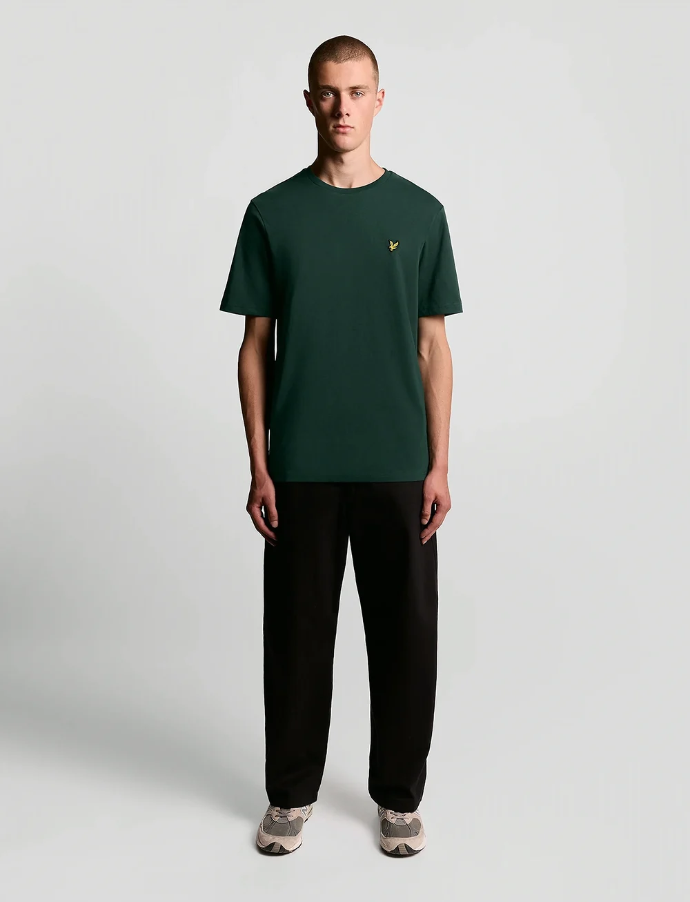 Lyle & Scott - Plain T-Shirt - kortærmede t-shirts - dark green - 4