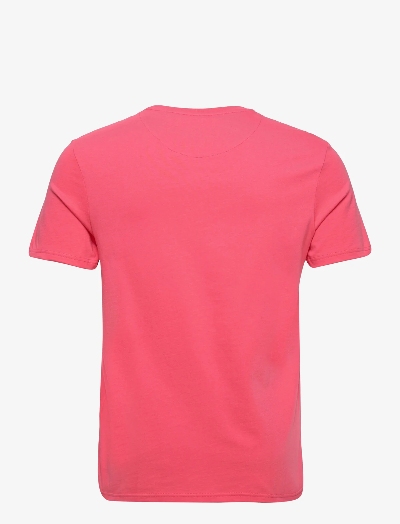 Lyle & Scott - Plain T-Shirt - laveste priser - electric pink - 1