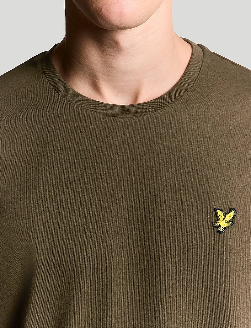 Lyle & Scott - Plain T-Shirt - kortærmede t-shirts - w485 olive - 5