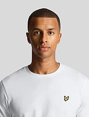 Lyle & Scott - Plain T-Shirt - laagste prijzen - white - 5
