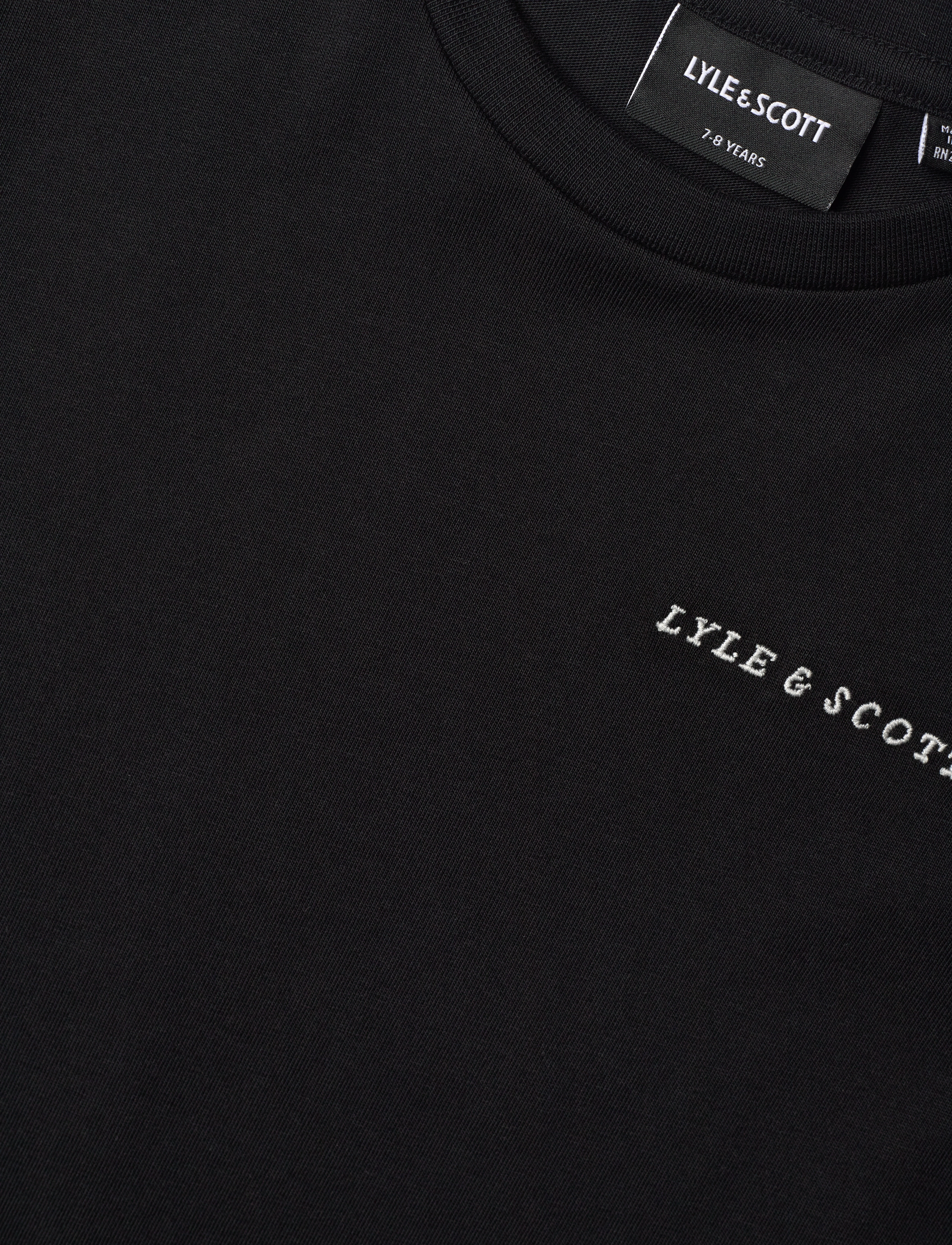 Lyle & Scott - Script Embroidered T-shirt - t-paidat - z865 jet black - 2