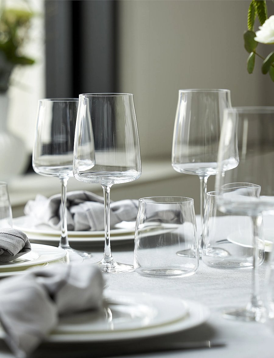 Lyngby Glas - Red wine glass Zero 4 pcs - rotweingläser - klar - 4