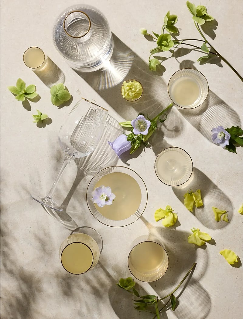 Lyngby Glas - Martini glass Palermo Gold 4 pcs - cocktail & longdrinkgläser - transparent - 4
