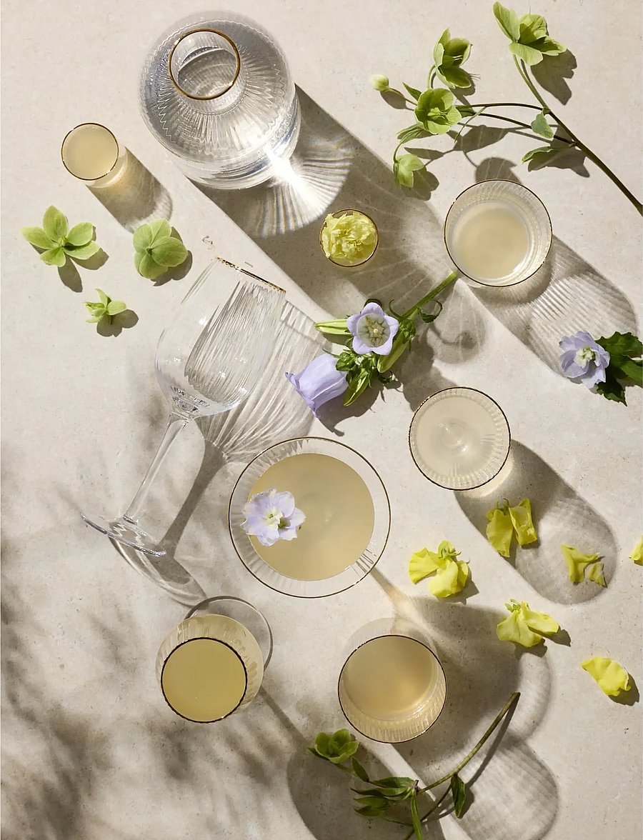 Lyngby Glas - Martini glass Palermo Gold 4 pcs - kokteili- ja martiiniklaasid - transparent - 4