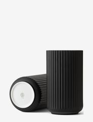 Lyngby Vase H20.5 cm black porcelain - BLACK