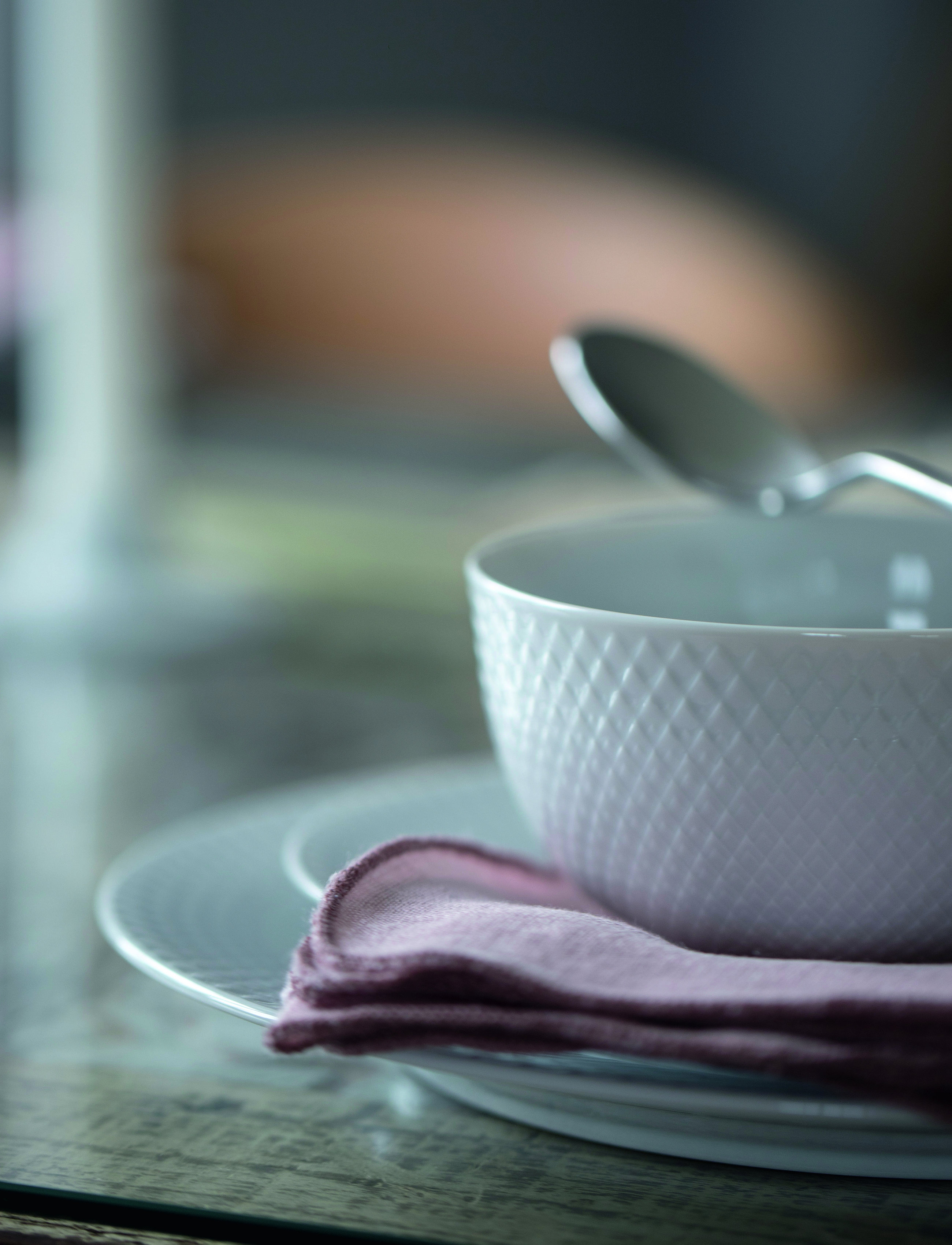Lyngby Porcelæn Rhombe Skål, Ø13.5 cm, White, Skåle Og Serveringsfade > Serveringsskåle, Unisex