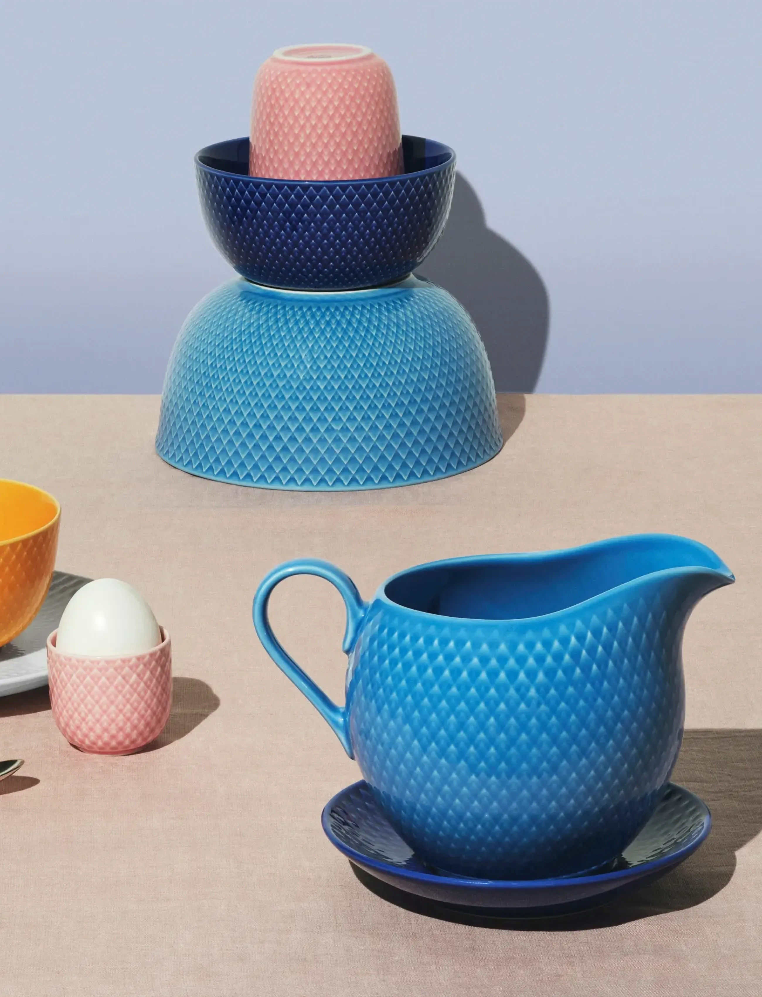 Lyngby Porcelæn - Rhombe Color Saucekande 67 cl blå - sovseskåle & -gryder - blue - 3