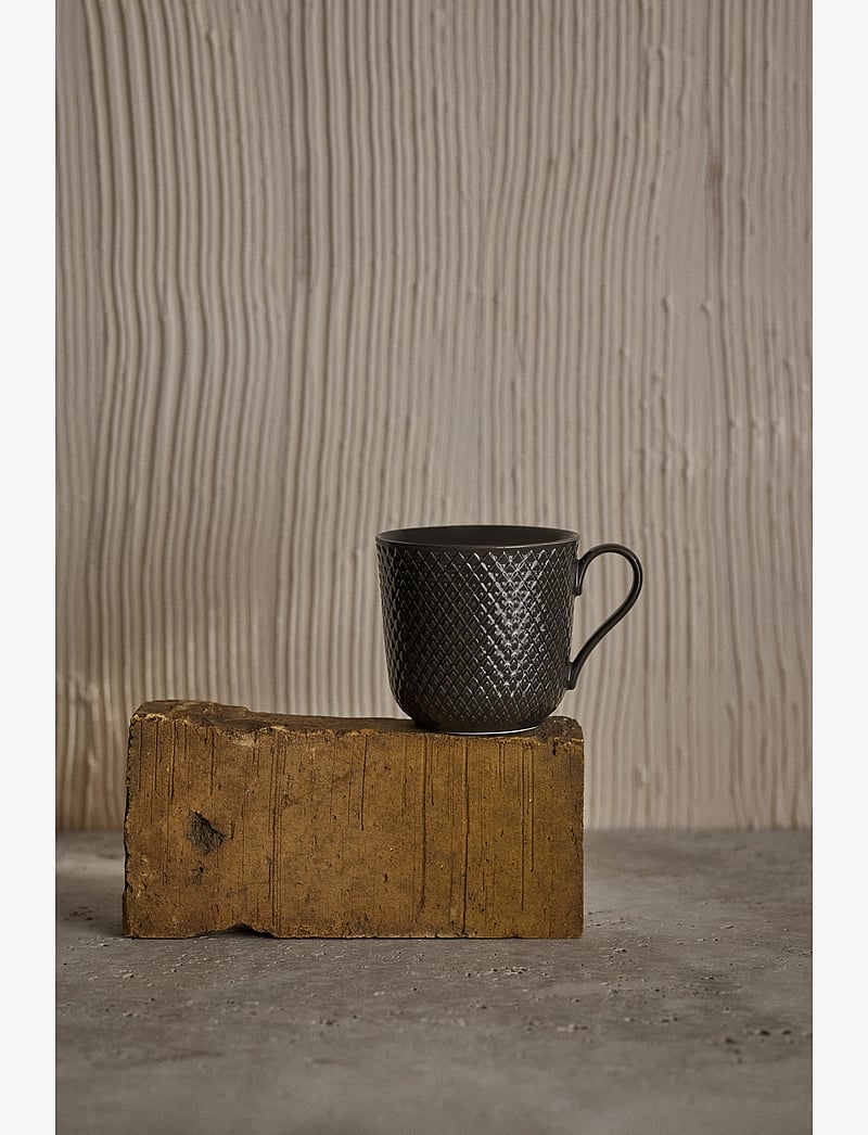 Lyngby Porcelæn - Rhombe Earth Mugg med handtag 39 cl slate - köp efter pris - slate - 2