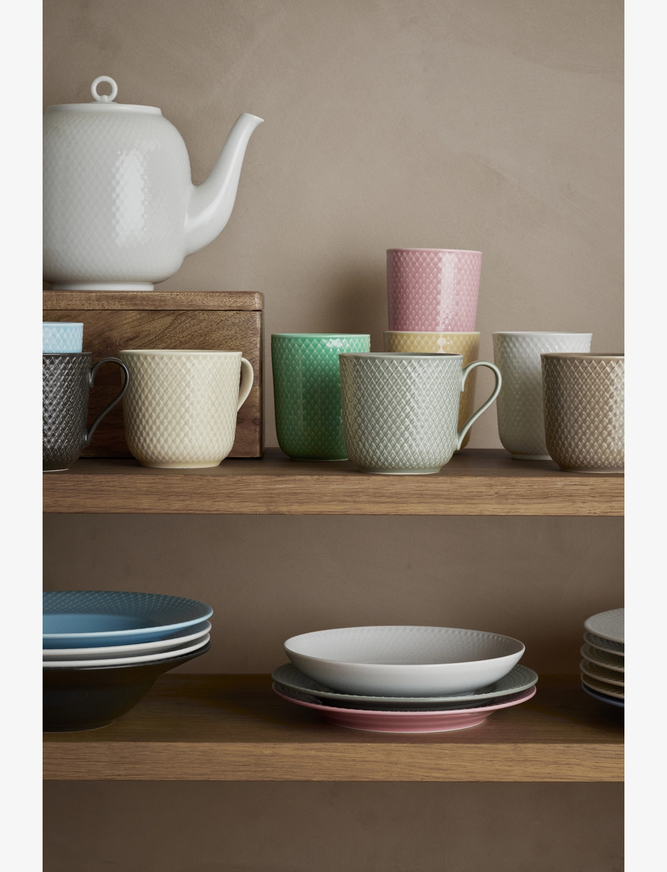 Lyngby Porcelæn - Rhombe Earth Krus med hank 39 cl clay - kaffekopper - clay - 3