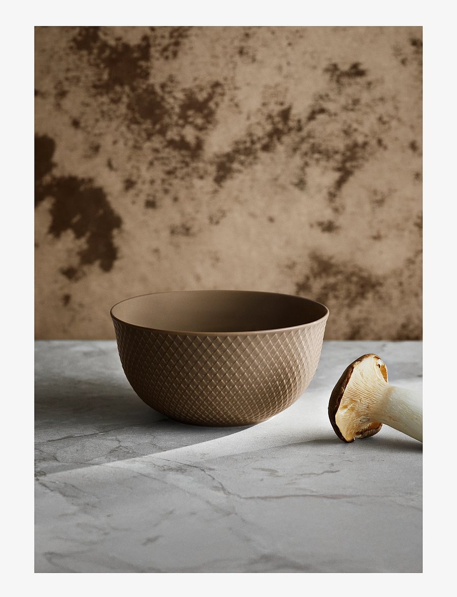 Lyngby Porcelæn - Rhombe Earth Serving bowl Ø17.5 cm clay - saladiers de service - clay - 3