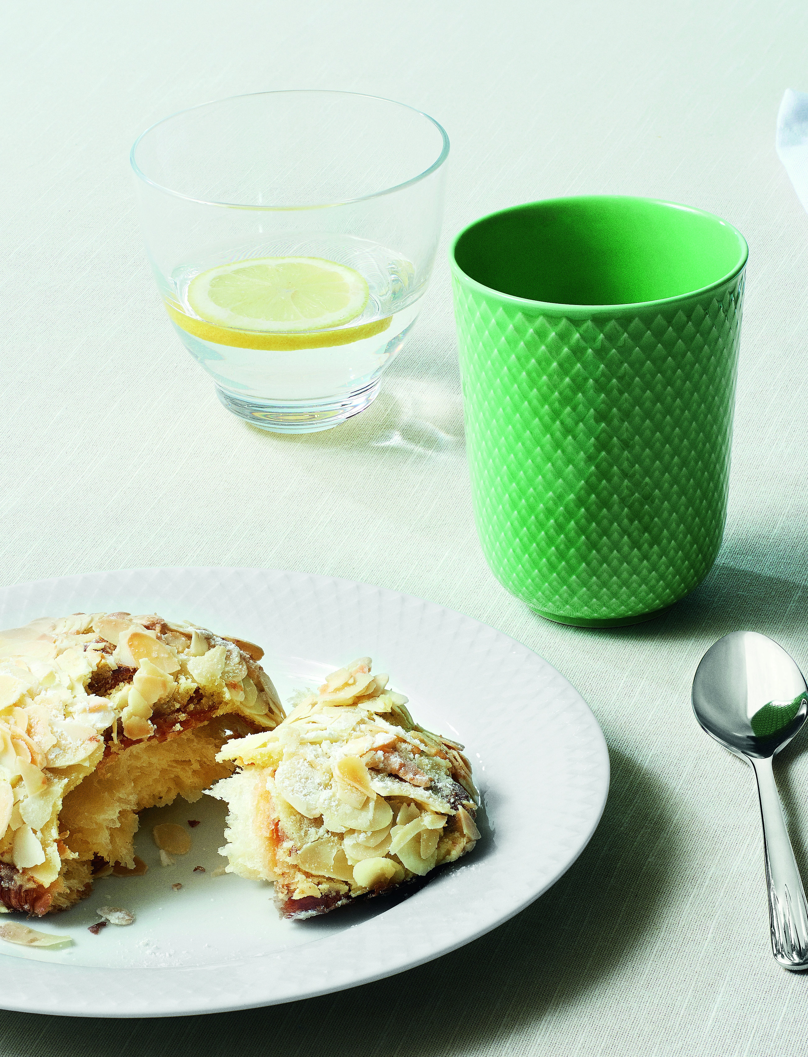 Lyngby Porcelæn Rhombe Color Krus 33 Cl, 33 CL, Green, Kopper & Krus > Kaffekopper, Unisex