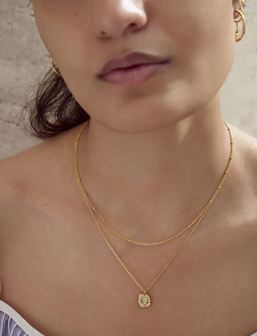 Maanesten - Astra Necklace - ketten mit anhänger - gold - 0