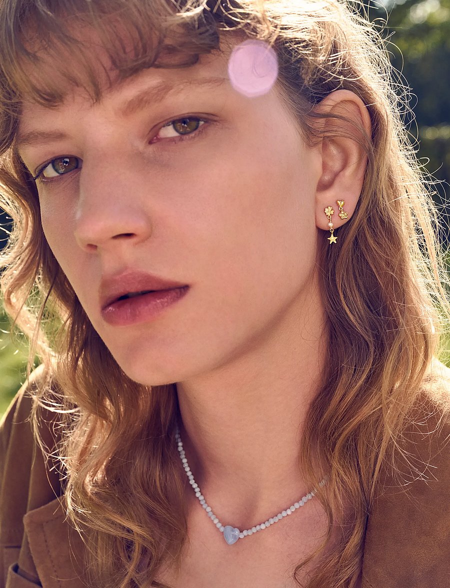 Maanesten - Polly Necklace - ripatsiga kaelakeed - gold - 0