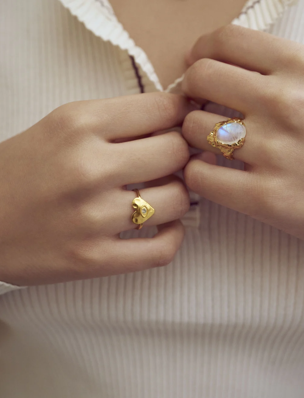 Maanesten - Goddess Ring Moonstone - ringe - gold - 0