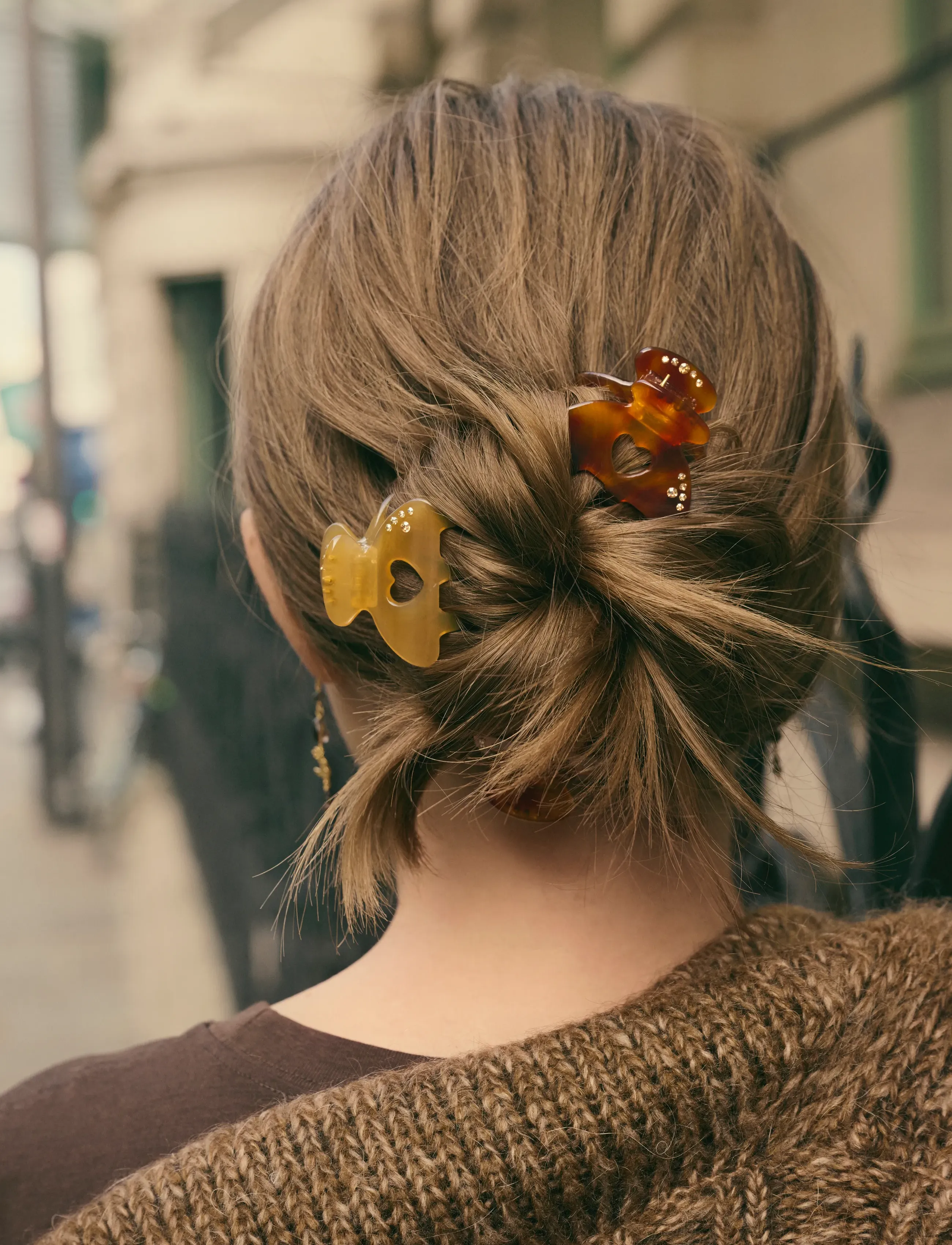 Cerys Hair Claw Honey