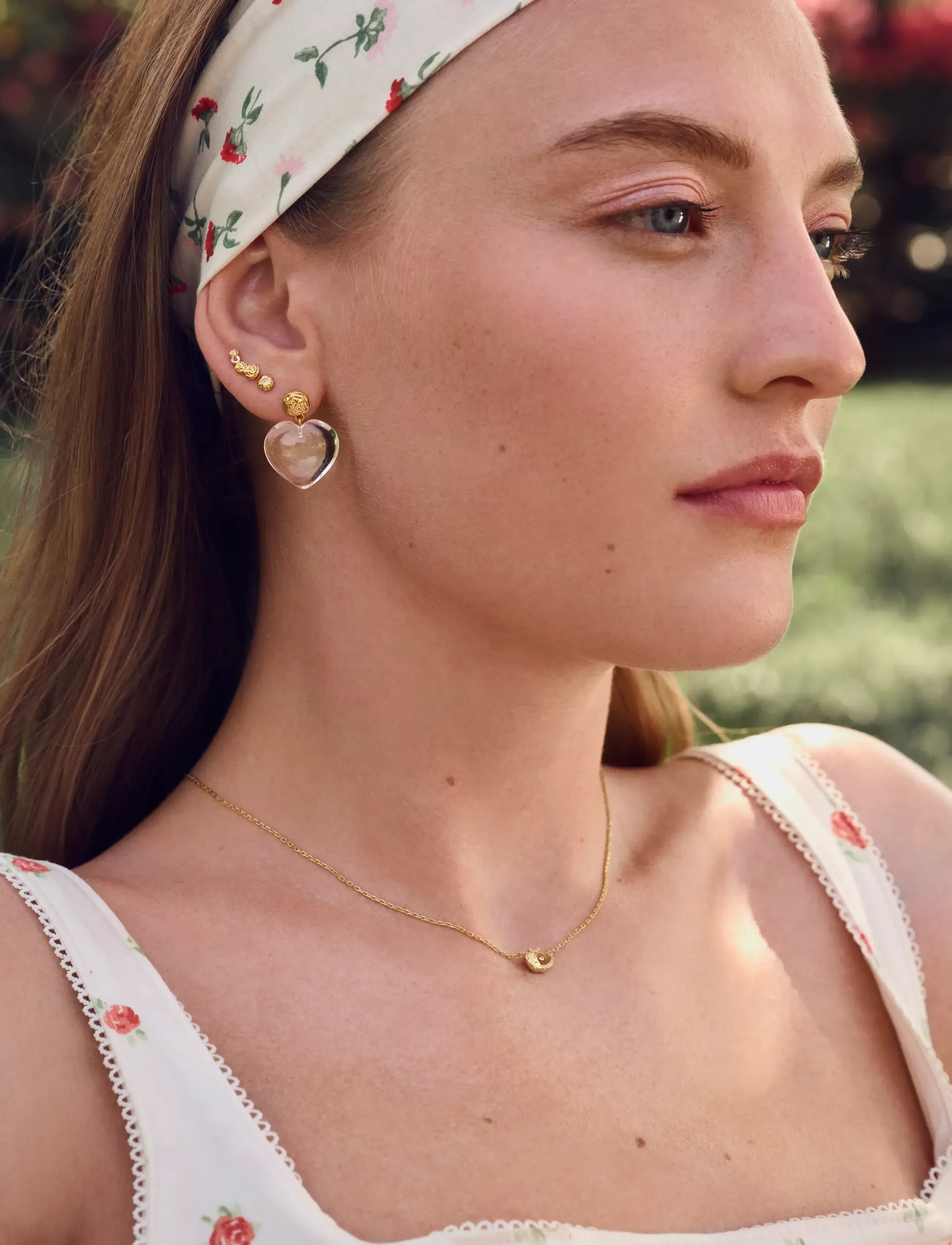 Maanesten Lemona Earrings, Kvinder, Hjerte Øreringe, Guld, Str: LENGTH 23.5MM WIDTH 18MM