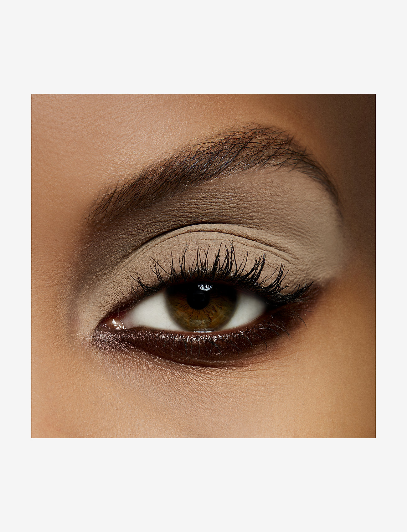 MAC - Matte  Single Eye Shadow - konfirmation - omega - 4