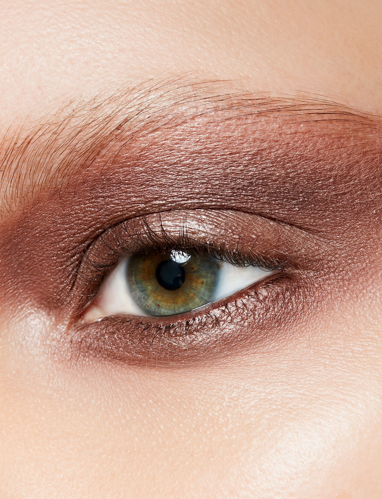 MAC - Frost  Single Eye Shadow - makeup - satin taupe - 2