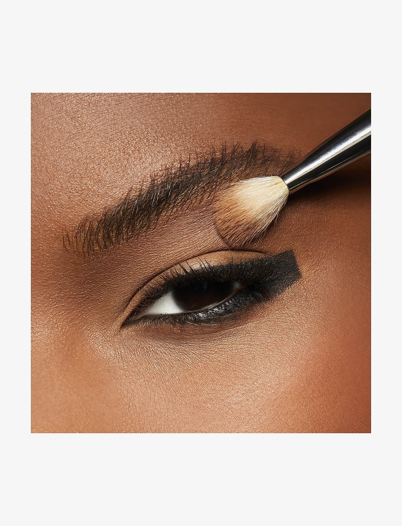 MAC - Satin  Single Eye Shadow - smink - soba - 3