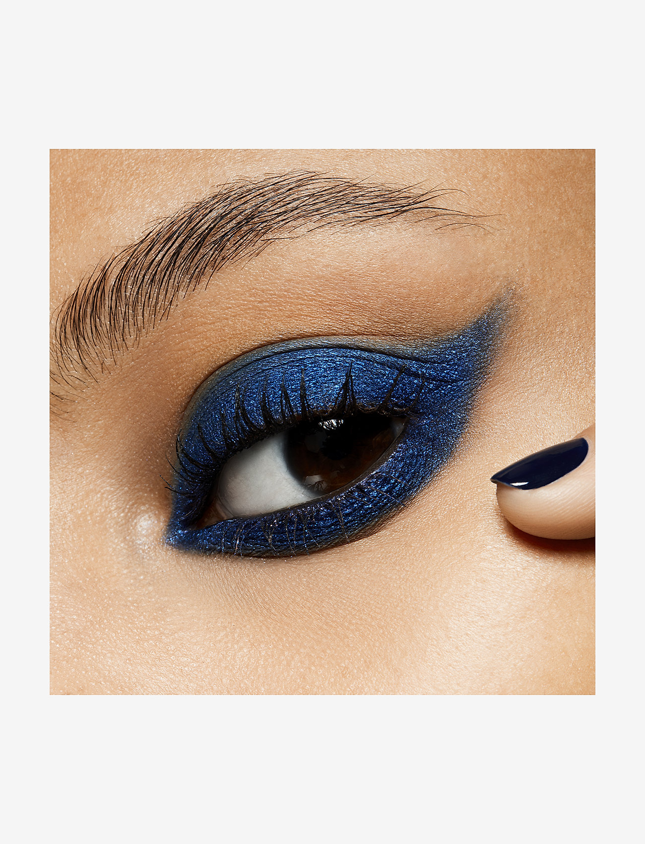 MAC - Frost  Single Eye Shadow - makeup - in the shadows - 3